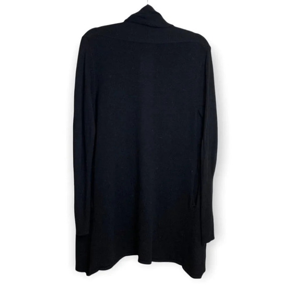 Leith Black Long Sleeve Cardigan - Picture 2 of 8